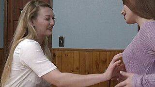 Jillian Janson - Adira Allure - Lesbian fingers her gf while facesitting - ah-me.com