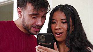 Nade Nasty - NURU MASSAGE - Cute Ebony Ameena Green Gives Her First NURU And It's VERY Naughty SPANISH SUBTITLES - ah-me.com - Spain