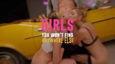 Zac wild observes wondrous Gabi Paltrova twerks her Bubble Butt it makes his sausage hard - brazzers - sexu.com