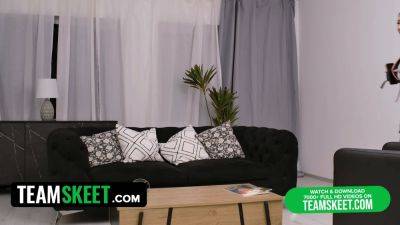 Japanese stepdaughter's dirty secrets - sexu.com - Japan