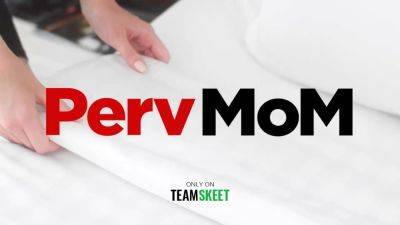 Kitchen confessions: milf stepsmom leans over for her stepson's frigs - sexu.com