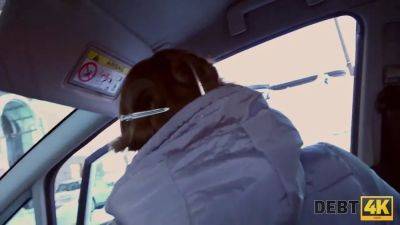 Debt4k. calibri angel n'a pas d'argent pour rembourser sa dette mais a un corps parfait - sexu.com - Russia