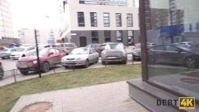 Alice Klay - Debt4k. poor girl Alice Klay likes luxurious gadgets and pays with vulva - sexu.com - Russia