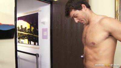 Ava Addams - Lisa Ann - Busted With Ramon Nomar, Ava Addams, Lisa Ann - Brazzers - hotmovs.com