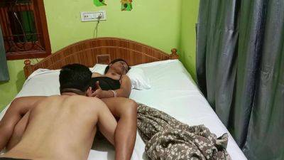 Stepbrother Secretly Hot Romance And Fucking With Reshma Bhabhi On Xmaster - desi-porntube.com - India