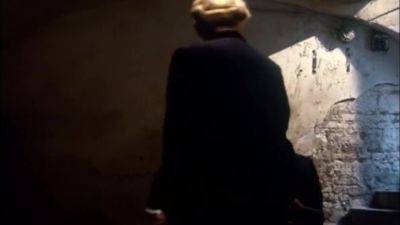 Is She Masturbates In Front Of Her Prisoner And Then Gives Him A Blowjob With Mata Hari And Kelly Trump - hotmovs.com