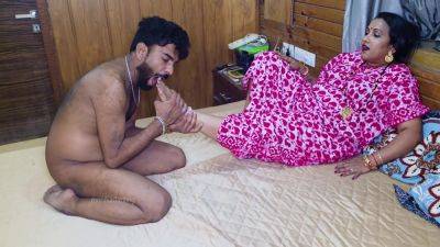 Emi Pending Boss Yes Fuck Both Guy Indian Servant Huge 8 Inch Cock Sex Video - desi-porntube.com - India