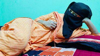 Happy Ending - Desi Bhabhi Fucks Hard - Hot Indian Aunty Sex with Step Brother - veryfreeporn.com - Japan - India