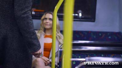 Mia Malkova Sucks for a Facial - Private Porn Sex Videos - hotmovs.com