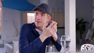 The Teen In The Tub With Luna Rival, Danny D - Brazzers - hotmovs.com - France