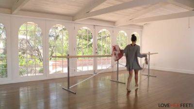 Bill Bailey - Izzy Bell - The Ballerina - Izzy Bell & Bill Bailey - hotmovs.com