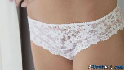 Fetish babe sole tugs - sexu.com