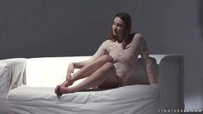 Lulu Love - Hottest footjob ever with Lulu Love - sexu.com