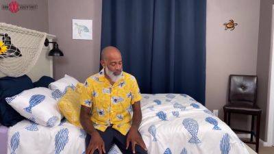 BBW XXX - Luna Storm Fucked A Fans Dreaming Her Badly - hotmovs.com