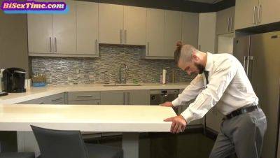 Stunning bisex slut pleasuring 2 guys - hotmovs.com