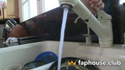 Behold the harsh MILF getting her slots nailed super firm and munching down a messy jizz shot - XXX moanfest! - hotmovs.com