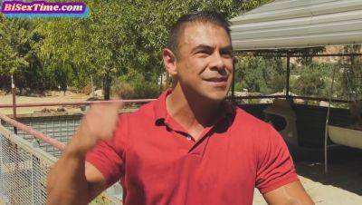 Hairy naughty babe pounded in bisex 3way - hotmovs.com