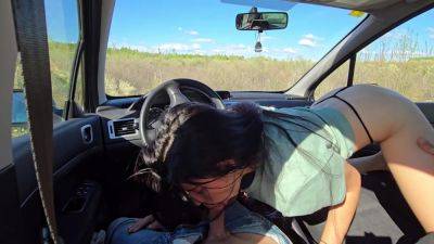 Sexy Saleswoman Comes Home To Make A Sale But We Ended Up Testing The Product To Give It The Thumbs Up Hot Sex - Home Make - desi-porntube.com - India