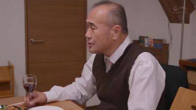 IUZTFBHSQMESHAPEFF41JUR312 - upornia.com