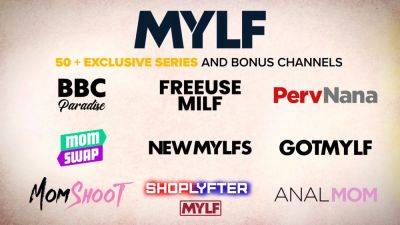 Provocative milf Linzee Ryder gets her thick tastey boobie oiled up and covered with jizz - mylf - sexu.com