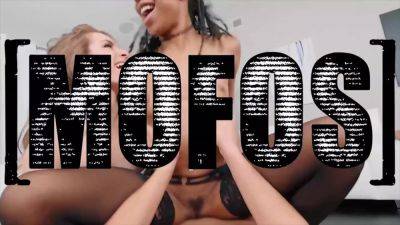 Bailey Brooke - (peter) getting his Big Cock smoke in 3 way by two horny chicks (Bailey Brooke, Anastasia Knight) - mofos - sexu.com