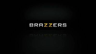 Library Cop-A-Feel With Romi Rain, Keiran Lee - Brazzers - hotmovs.com