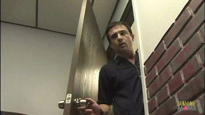 Skilled Male Worker Pounds Young Beauty Sharon Wild in Rough Anal - HD - porntry.com