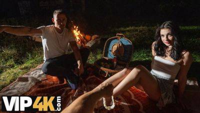 Skinny Brunette Cheats on BF with Stranger - Sloppy Blowjob Outdoor Sex - porntry.com