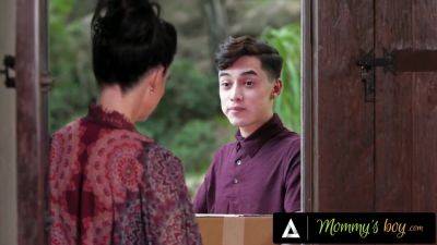 India Summer In Stepmommys Boy - Pawg Masseuse Milf Pleasures Hung Delivery Boy With Hot Oiled Doggy Fuck - hotmovs.com - India