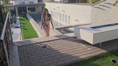 Tokyo Lynn - Caught Tanning - hotmovs.com