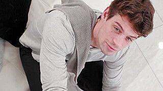 Yes I do want to fuck my shemale friend - ah-me.com