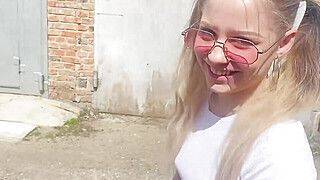 Screwed her on the porch, she busted all over - hottest XXX porn! - ah-me.com