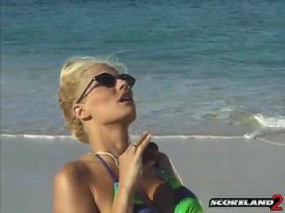 Windy Leigh on Boob Cruise 2000 - hotmovs.com