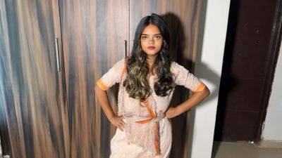 Horny Maid Allowed Me To Fuck Her In Doggy Style For Extra Income Hindi Audio - hclips.com