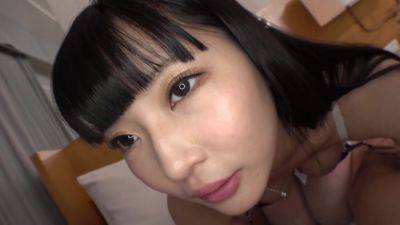 アイドルを目指すにもお金が必要で軍資金集めが理由 - senzuri.tube