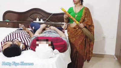 Hot Indian Stepmom Jiya Sharmaa Takes Two Big Cocks in Her Tight Pussy - Anal & Threesome Fuck - veryfreeporn.com - India