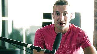 Stunning French beauty gives lucky boyfriend a suck and fuck - ah-me.com - France