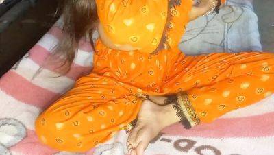 Skinny Pakistani Teen Fingering Her Tight Pussy - Homemade Desi Sex - veryfreeporn.com - Pakistan