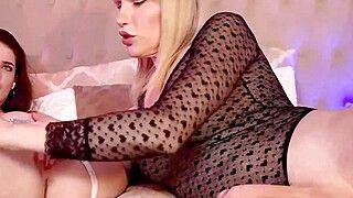 Horny Shemale Pussy Licking On Cam - ah-me.com