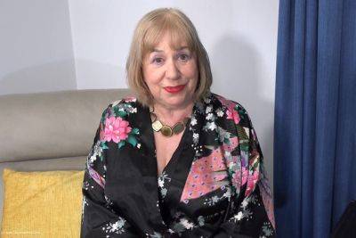 Retro Lingerie Pt1 - SpeedyBee - hclips.com - Britain