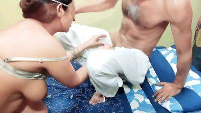 Desi Bhabhi Hot Blowjob - Chachu Ne Nanga Karke Choda - Hindi Audio XXX - veryfreeporn.com - India - Pakistan