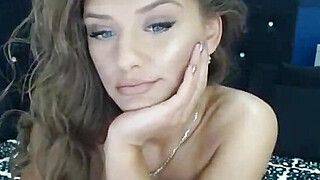 Hot Chick having fun masturbating on cam - ah-me.com