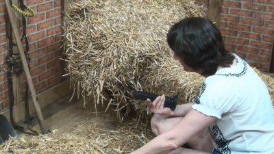 Pussy Slime In The Barn - HotMilf - hclips.com