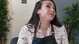 Shemale Kasey Kei analed by delivery guy - ah-me.com