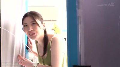 250531丈の長い服を着た奥様かわいいf1 - upornia.com