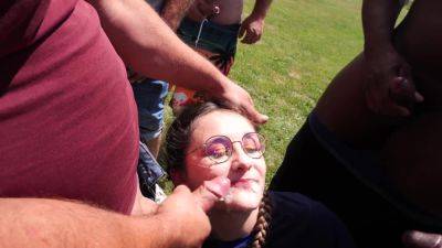 le bukkake géant en exterieur d anastacia - txxx.com - France