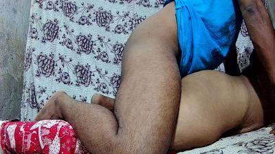 Indian Dasi Stepmom And Sex In The Jungle - desi-porntube.com - India