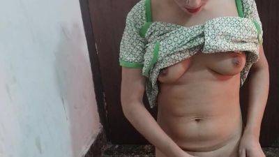 Ka Uniform Utaar Kar Hotel Me Jabar Dasti Pela - desi-porntube.com - India