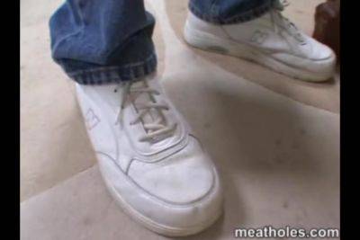 Vida Valentine busty ebony ho rammed up her pussy - hotmovs.com