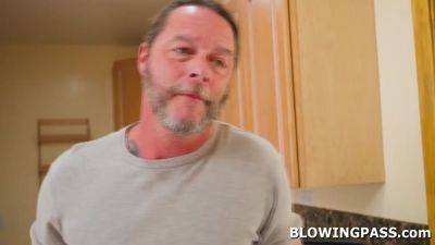 Busty milf cant live the day without sucking some big cock - hotmovs.com